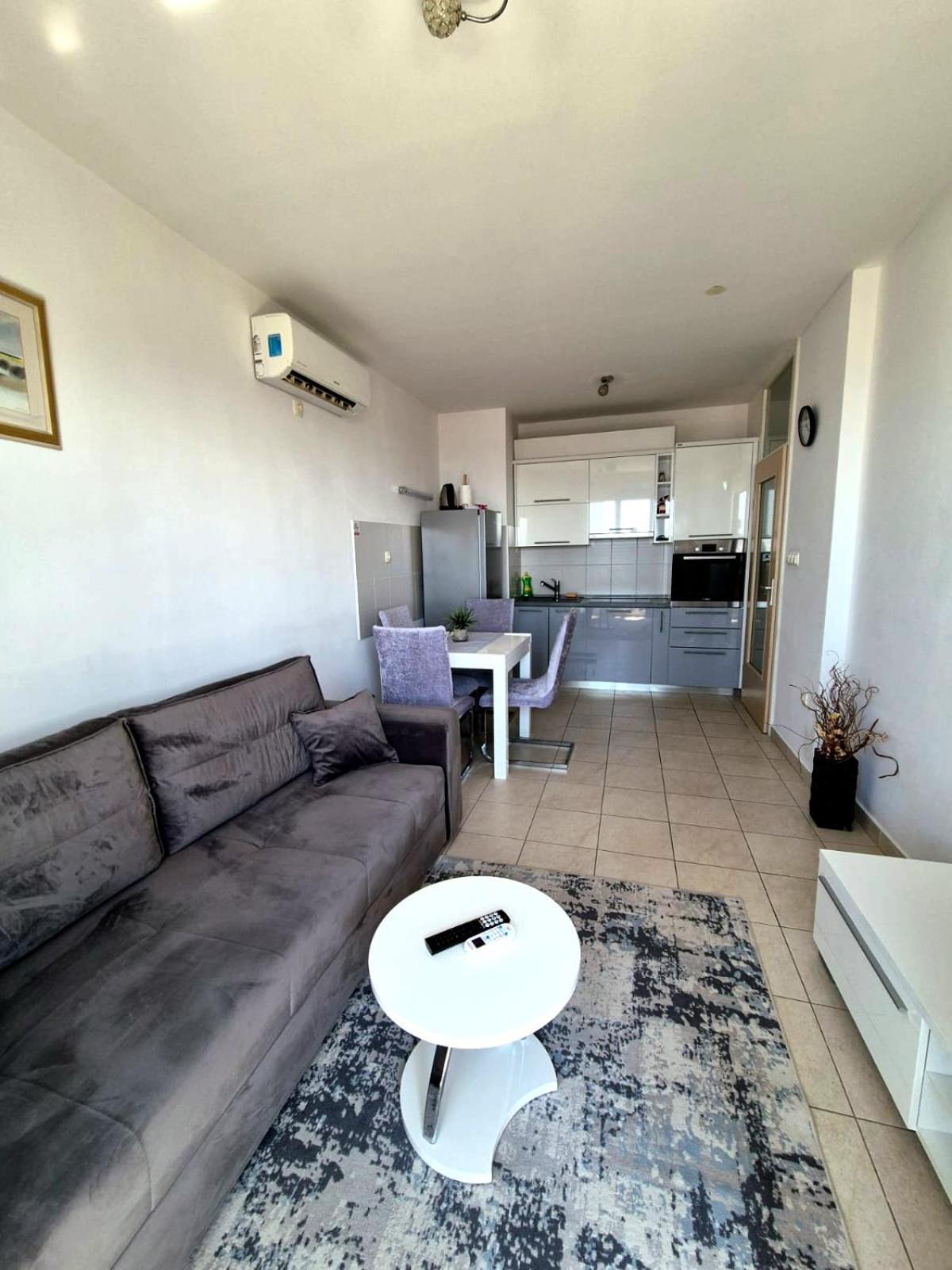 Apartman Apollo 2 Макарска Экстерьер фото